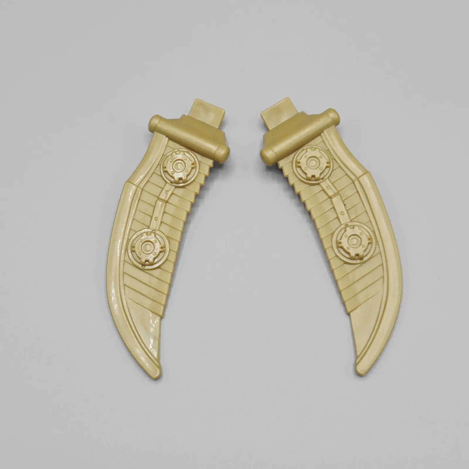 Gold wings for small Mechazord figure