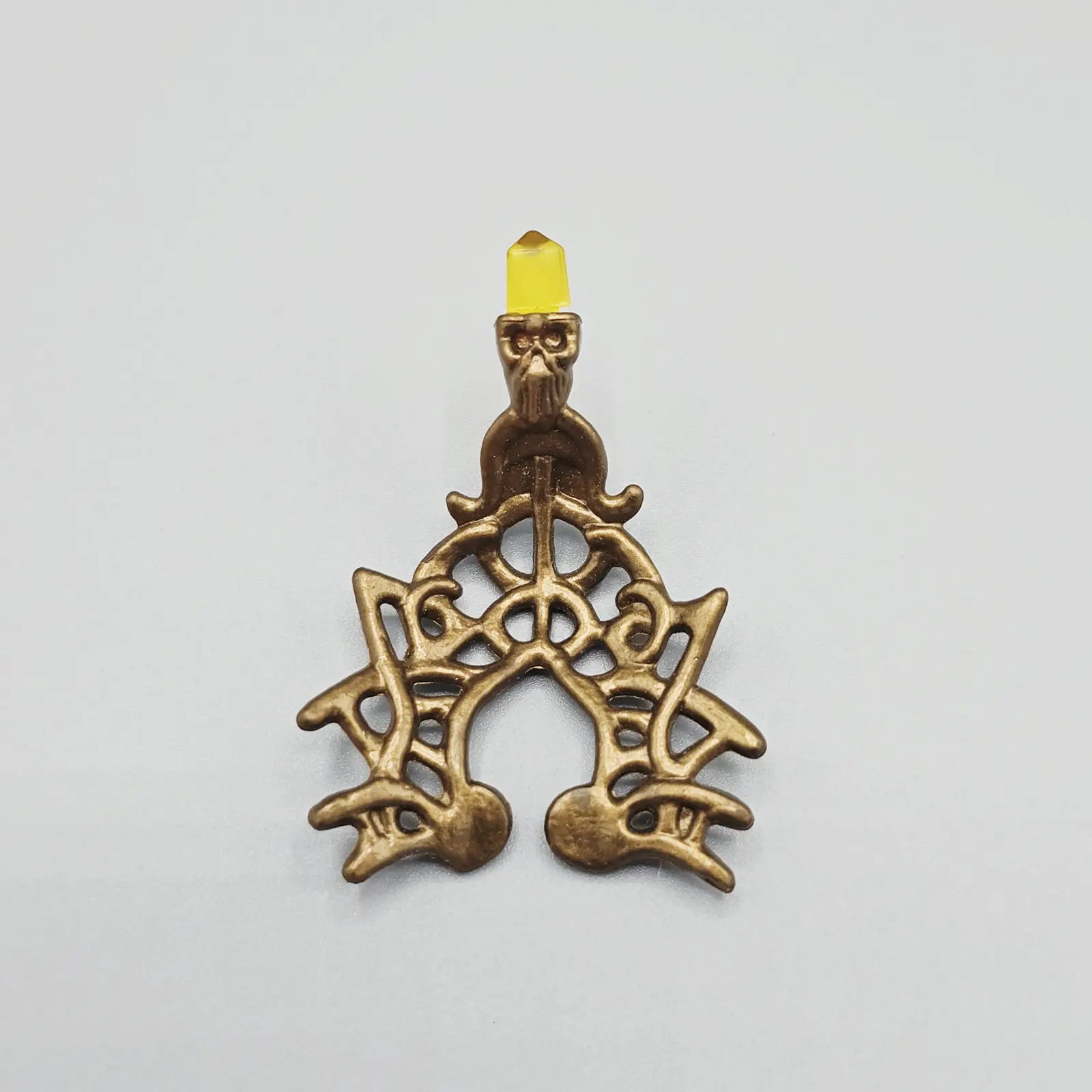 Yellow crystal for Skeleton Warriors Aracula action figure