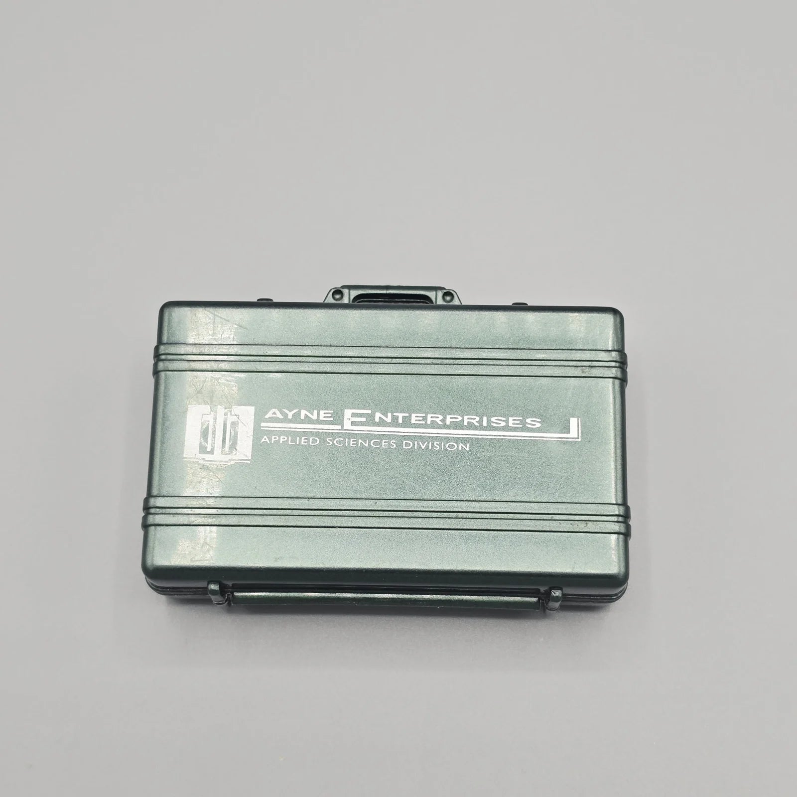 Batman Begins Knight Staff Wayne Enterprises Briefcase