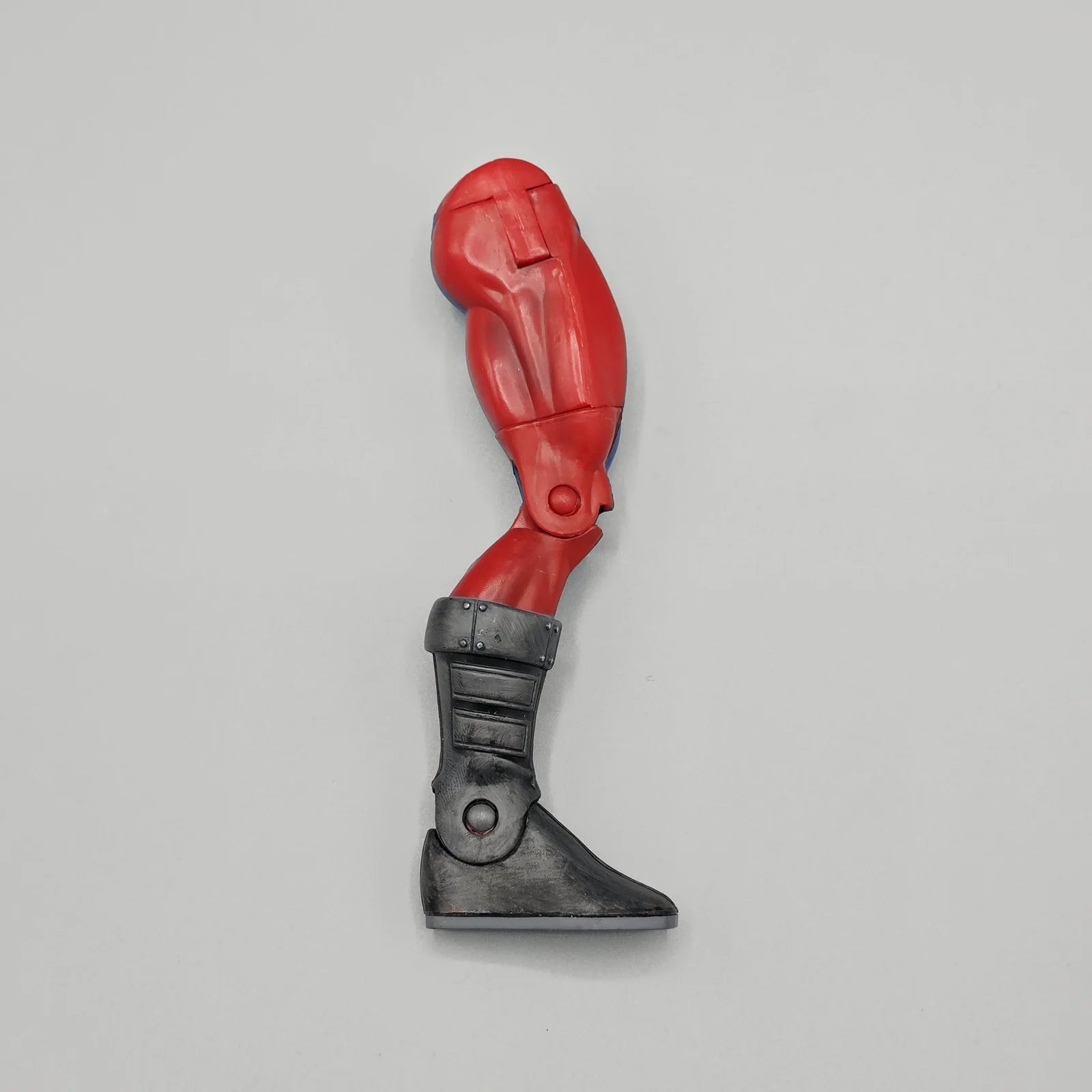 DC Universe Classics Atom Smasher Right Leg