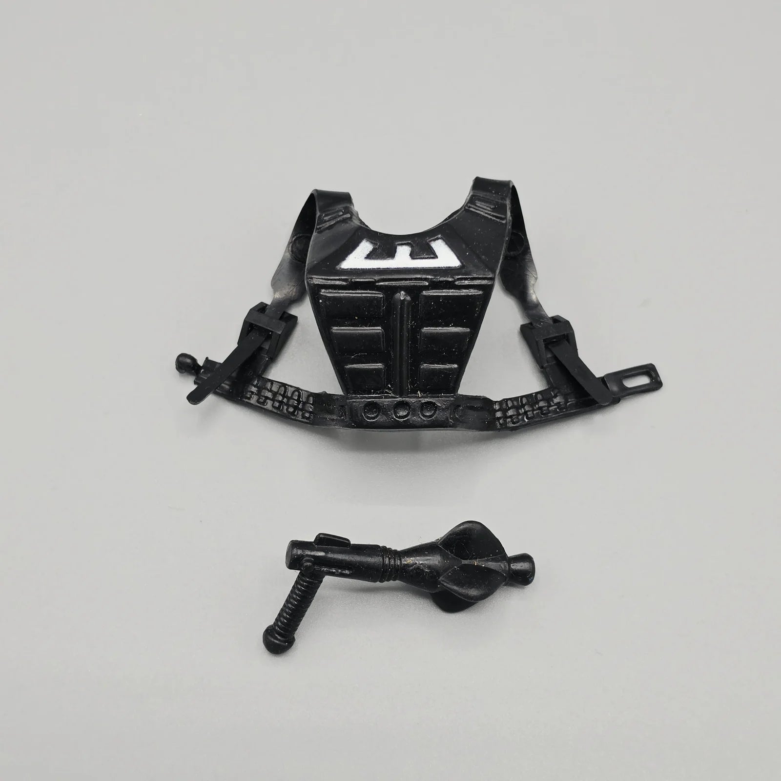 MOTU Zodac Black Armor & Gun Set