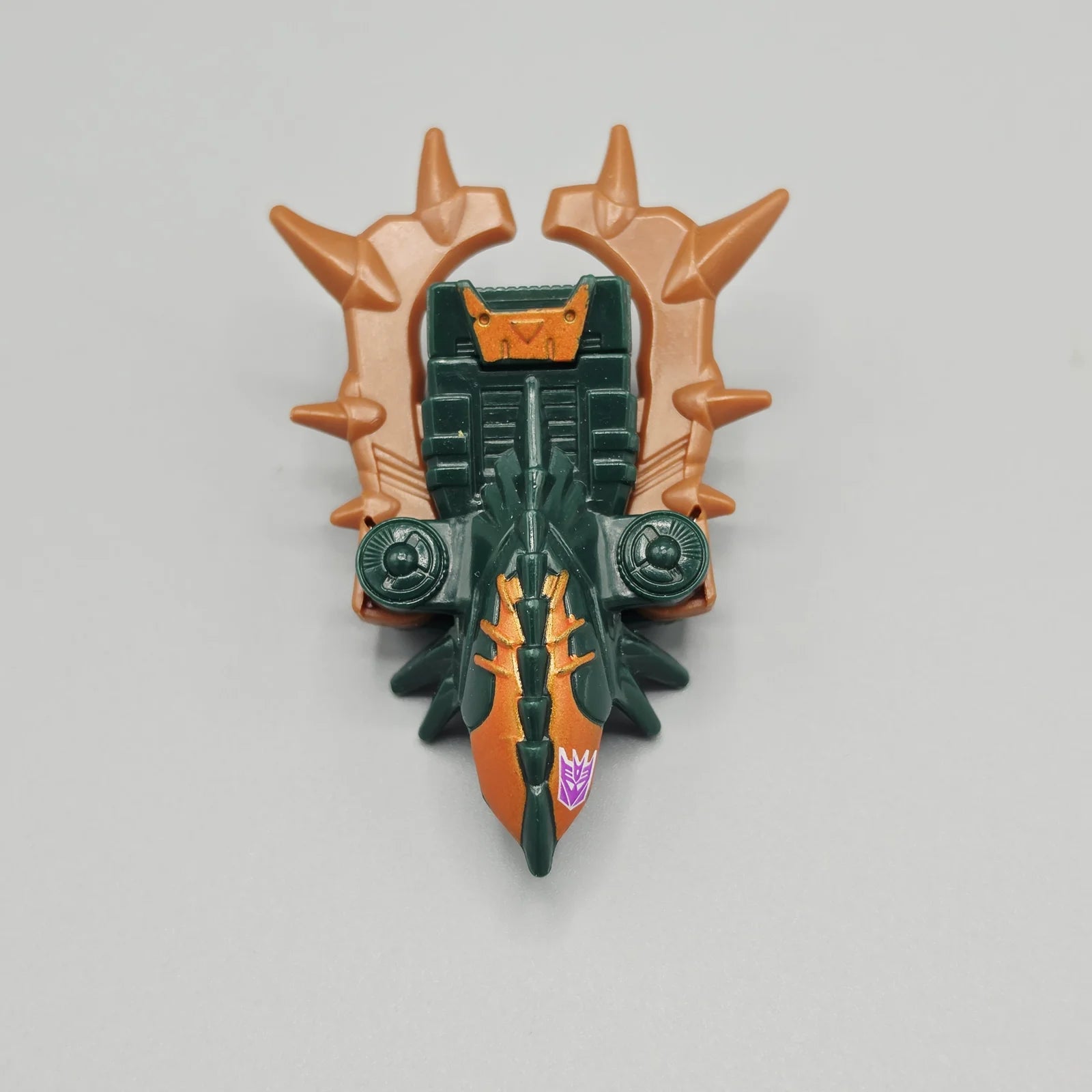 Transformers Cybertron Wreckloose Bladed Shield